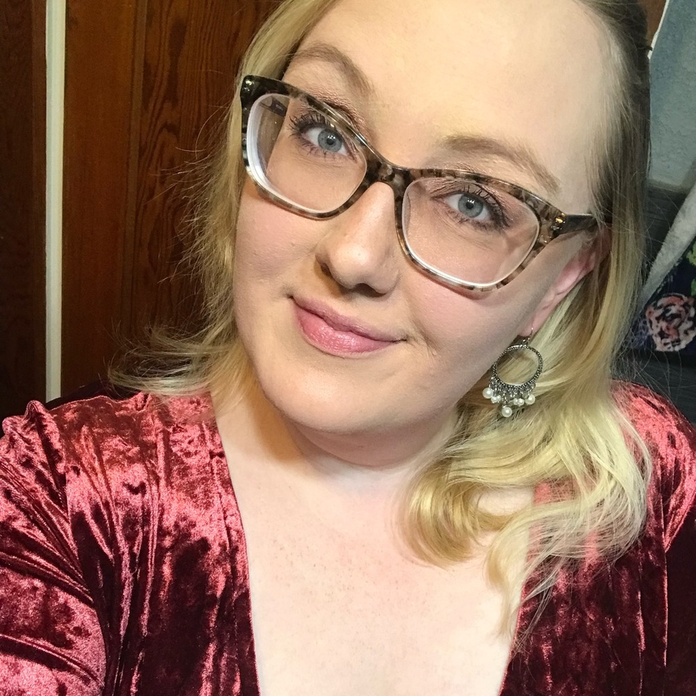 Meet your Posher, Melissa